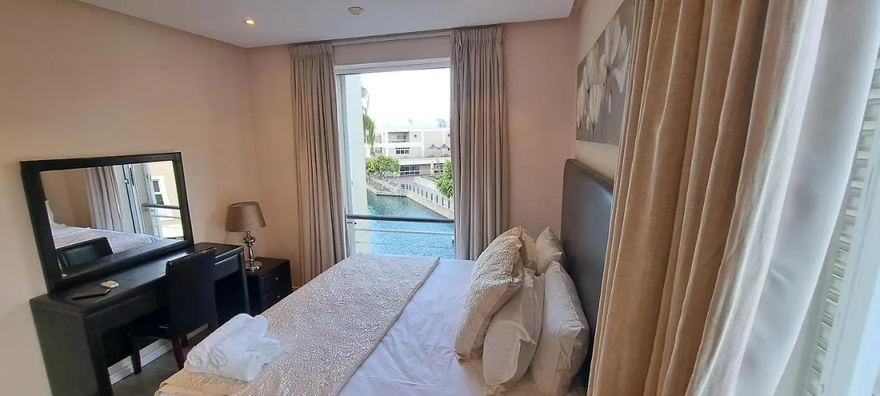 V&A Waterfront Marina Family Apartment 201 Altmore Cape Town