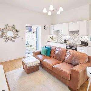 Host & - The Dunes Redcar